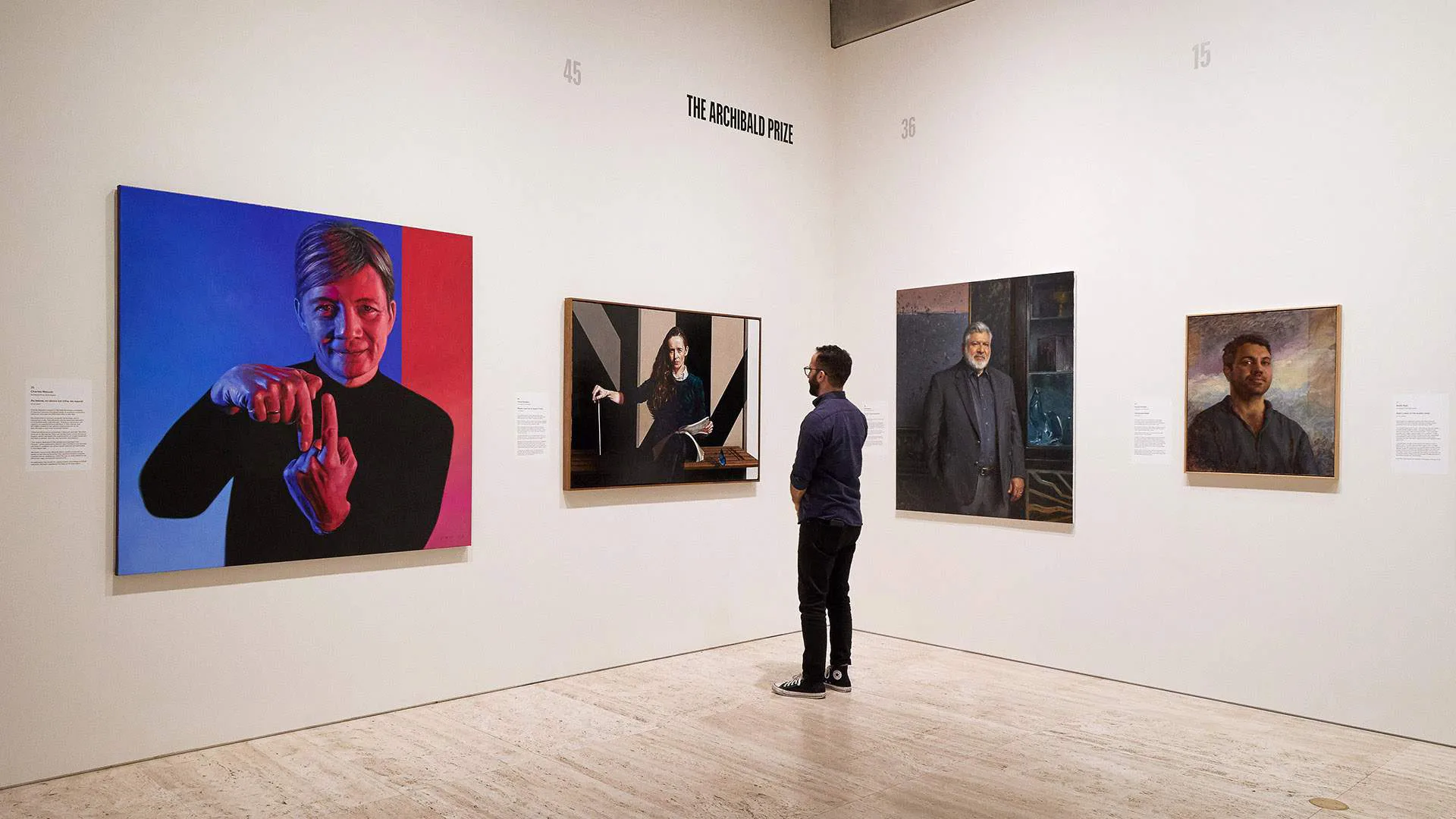 نقش گالریهای هنری در توسعهی حرفهای هنرمندان